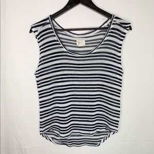 🦩2/$25 Andrea Jovine / Semi Sheer Knit Tank Top